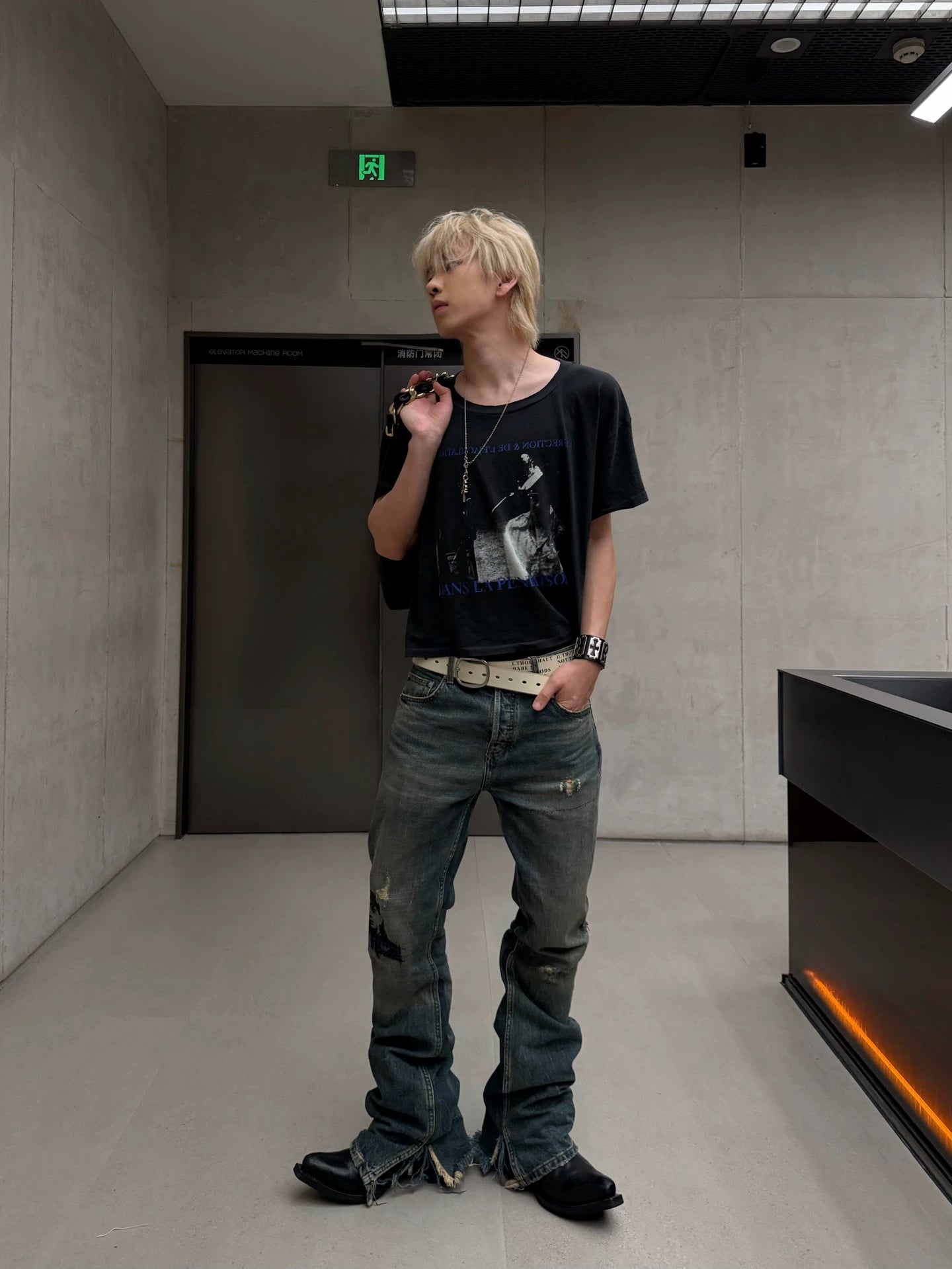 Cousin produces ERD melancholic rich second-generation six pointed star patch, distressed distressed, washed retro micro flared jeans