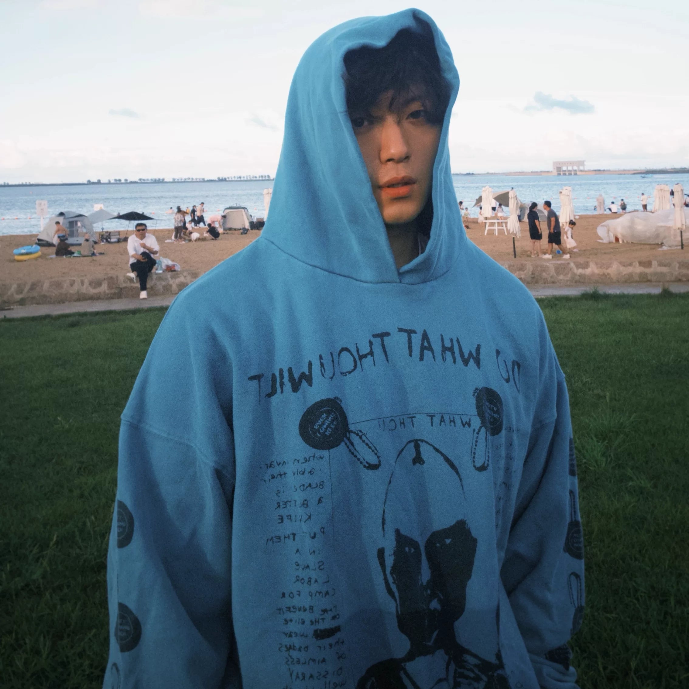 ERD's melancholic second-generation American niche leisure heavyweight wash destroys men's couples' early autumn hooded sweatshirts